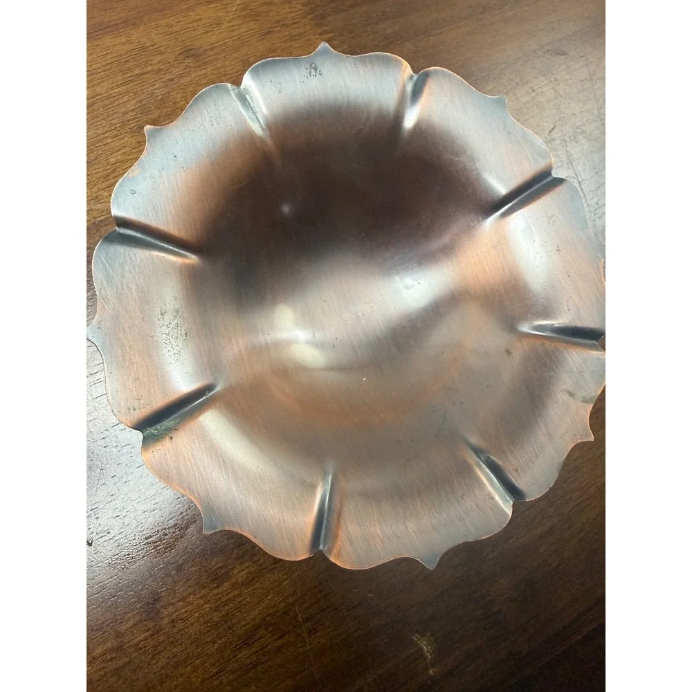 Grita Artisan Copper Pedestal Bowl Scalloped Fluted Metal Decor Dish 6 Inch